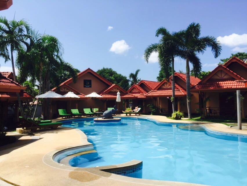 The Resort Happy Elephant Rawai 외부 사진